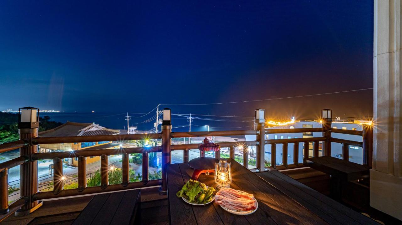 Pension Badawa Gangneung Exterior photo