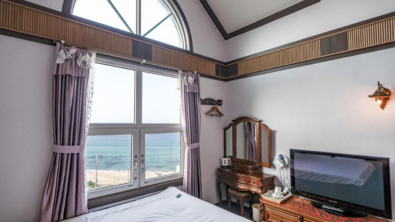Pension Badawa Gangneung Exterior photo